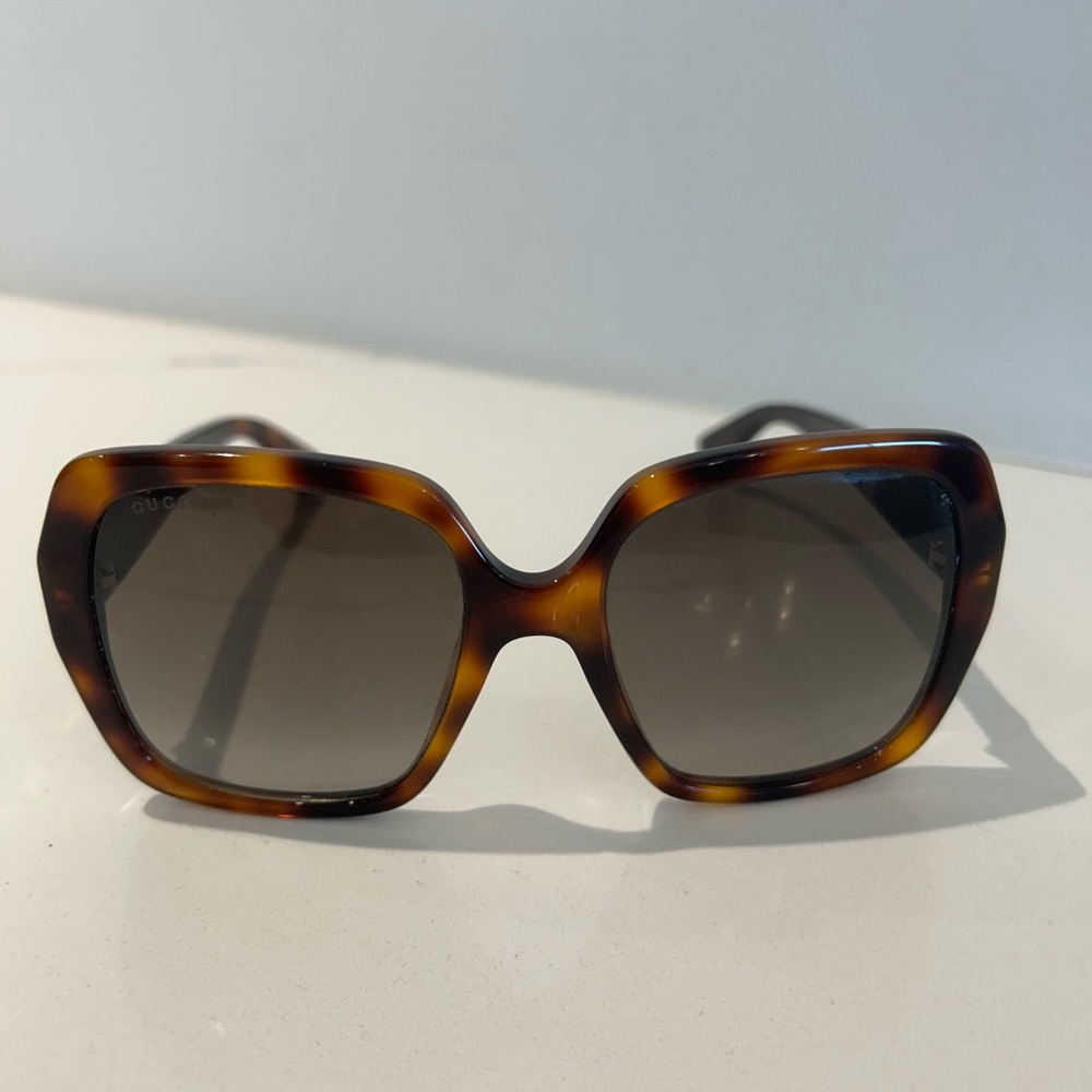 GUCCI Sunglasses Brown / Tortoise